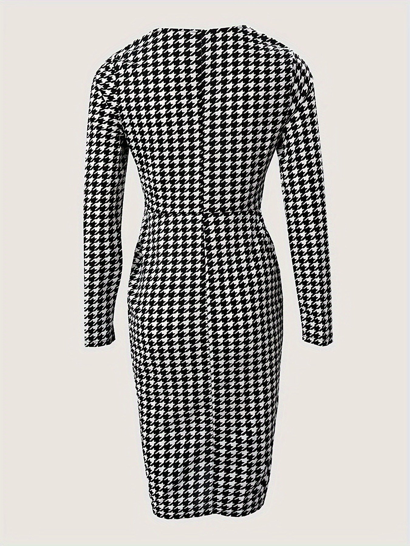 Stunning Plus Size Houndstooth Print Bodycon Dress - Plus Size Dresses - Long Sleeve, V Neck, Elegant, Women's Formal Wear for Special Occasions - High-Quality Fabric, Comfortable Fit, Classic Design - Image 3