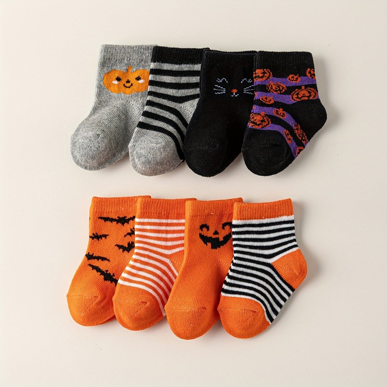 8 Pairs Of Comfortable And Stylish Wrinkle-resistant Halloween Baby Socks Made Of Cotton Blend.