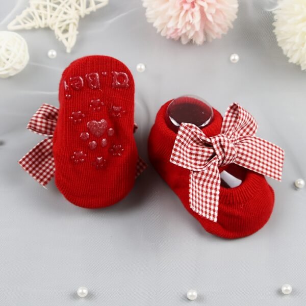 1 Pair New Red Baby Socks with Non-Slip Dots, Infant Anti-Slip Floor Socks, All-Season Knit Fabric Polyester Blend, Hand Wash Only, Suitable for 0-1 Years Old - Image 3