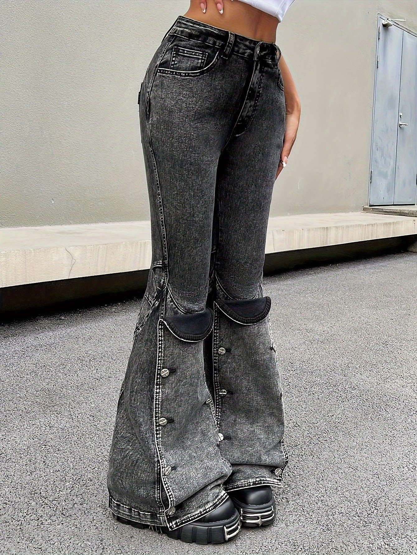 Stylish Relaxed Fit Denim Jeans - Women Jeans with Zipper Button Closure, Street Style, Soft Washed Fabric, and Comfortable Loose Leg Design - Perfect for Casual Daily Wear - Image 3