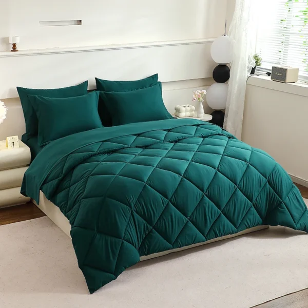 7-Piece Mattress Topper Comforter and Pillowcases Flat Sheet Set Premium Bedding for Comfort and Relaxation