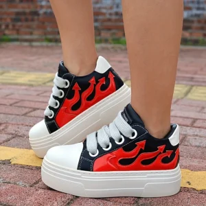 Black Red Fire Women Sneakers New Flat Platform Combat Casual Sports Shoes Round Toe Rock Tennis Flats For Girls Fire Emboridery