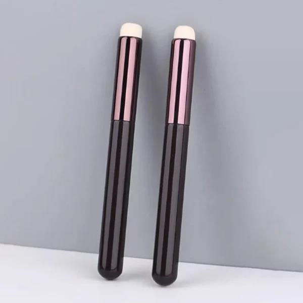 1Pcs Multi Purpose Concealer Brush Lip Brush Matte Lipstick Smudge Brush Concealer Eyeshadow Brush Mini Concealer Brush