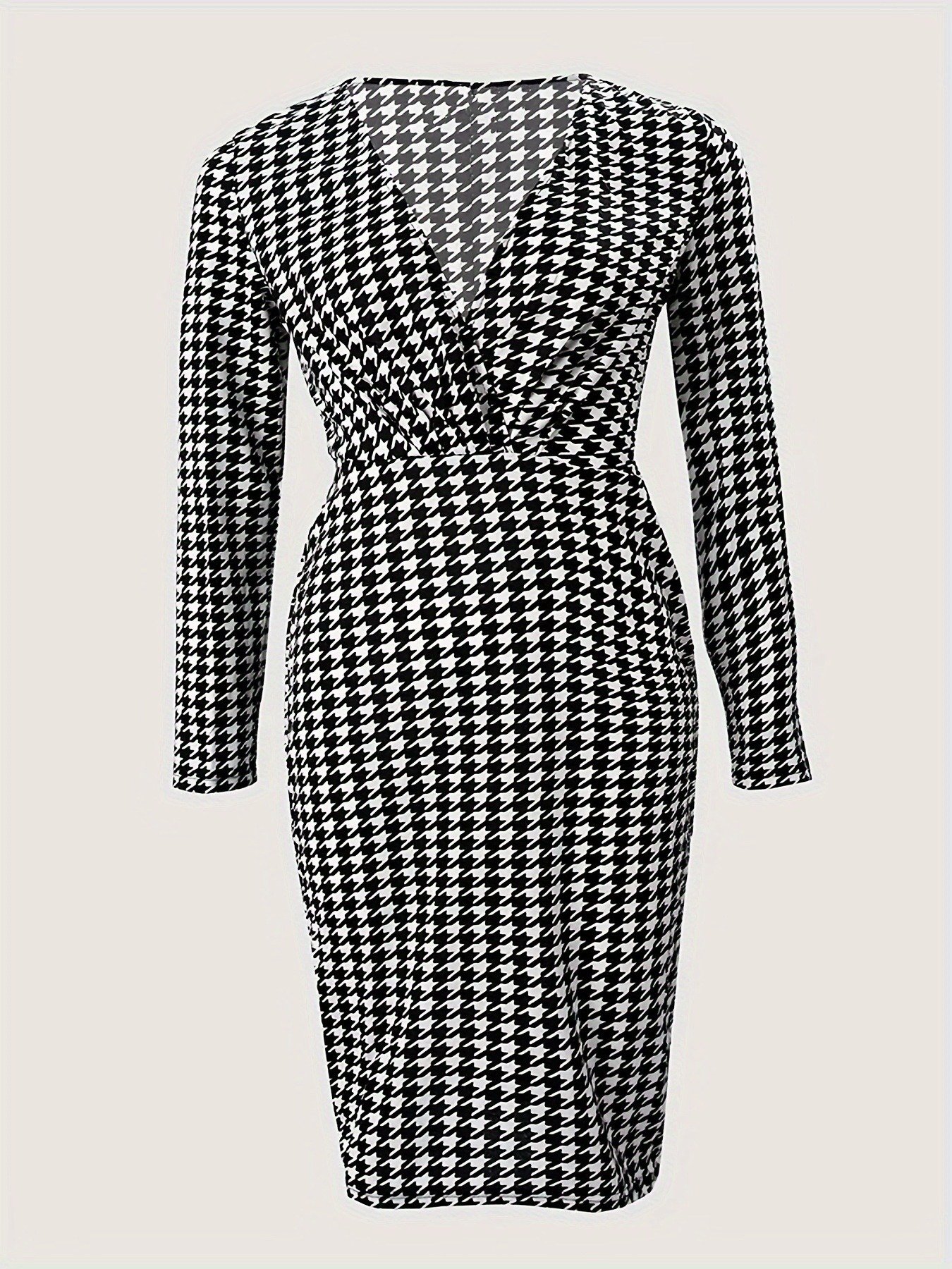 Stunning Plus Size Houndstooth Print Bodycon Dress - Plus Size Dresses - Long Sleeve, V Neck, Elegant, Women's Formal Wear for Special Occasions - High-Quality Fabric, Comfortable Fit, Classic Design - Image 2