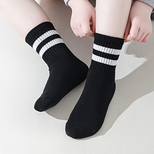 [Machine Washable] 6-Pair Striped Kids Socks | 6-Pack | 95% Polyester 5% Spandex | Machine Washable | Ankle Socks | For Boys and Girls, All Seasons | Striped | Knitted Stretchy - Image 4